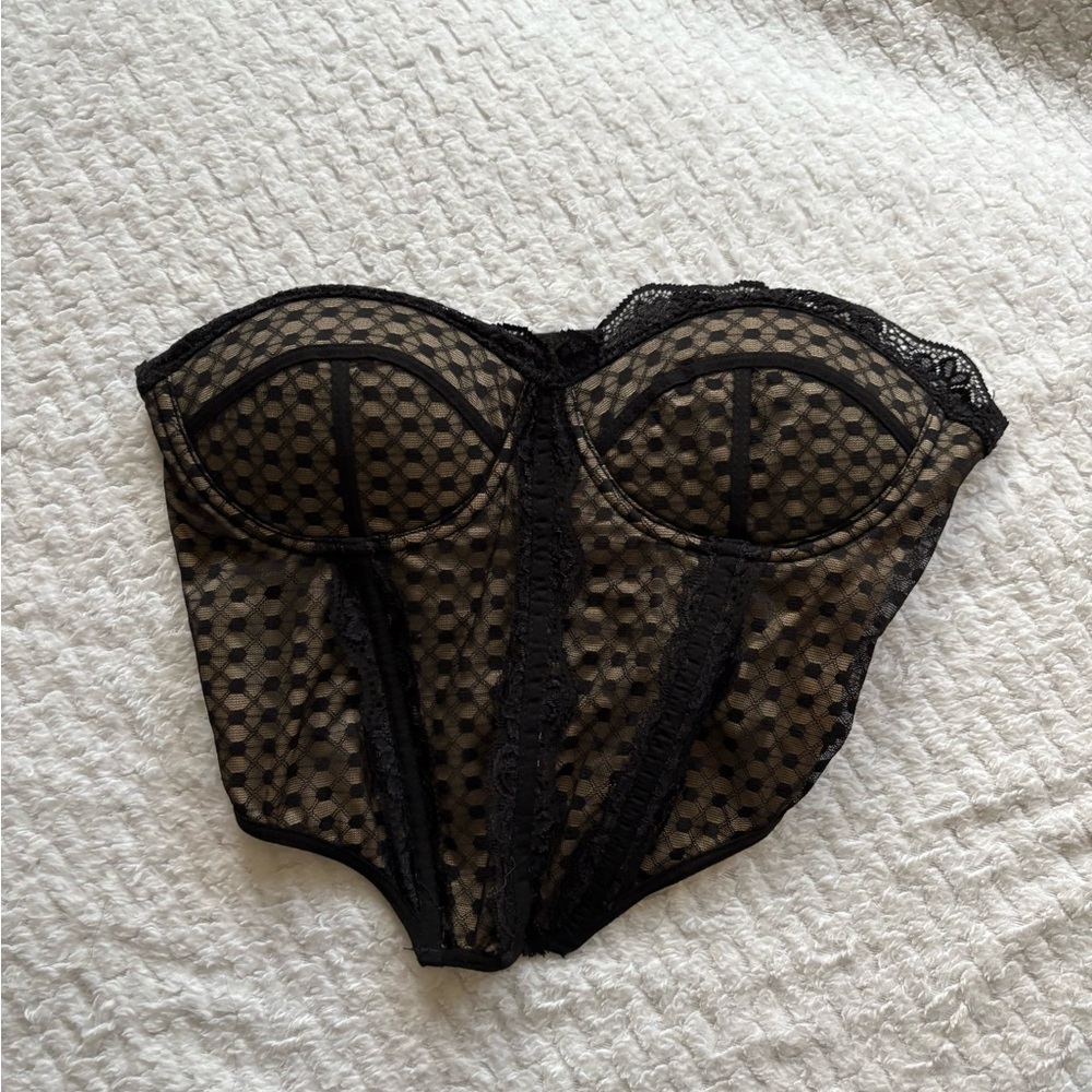 Elegant Black Lace Bustier